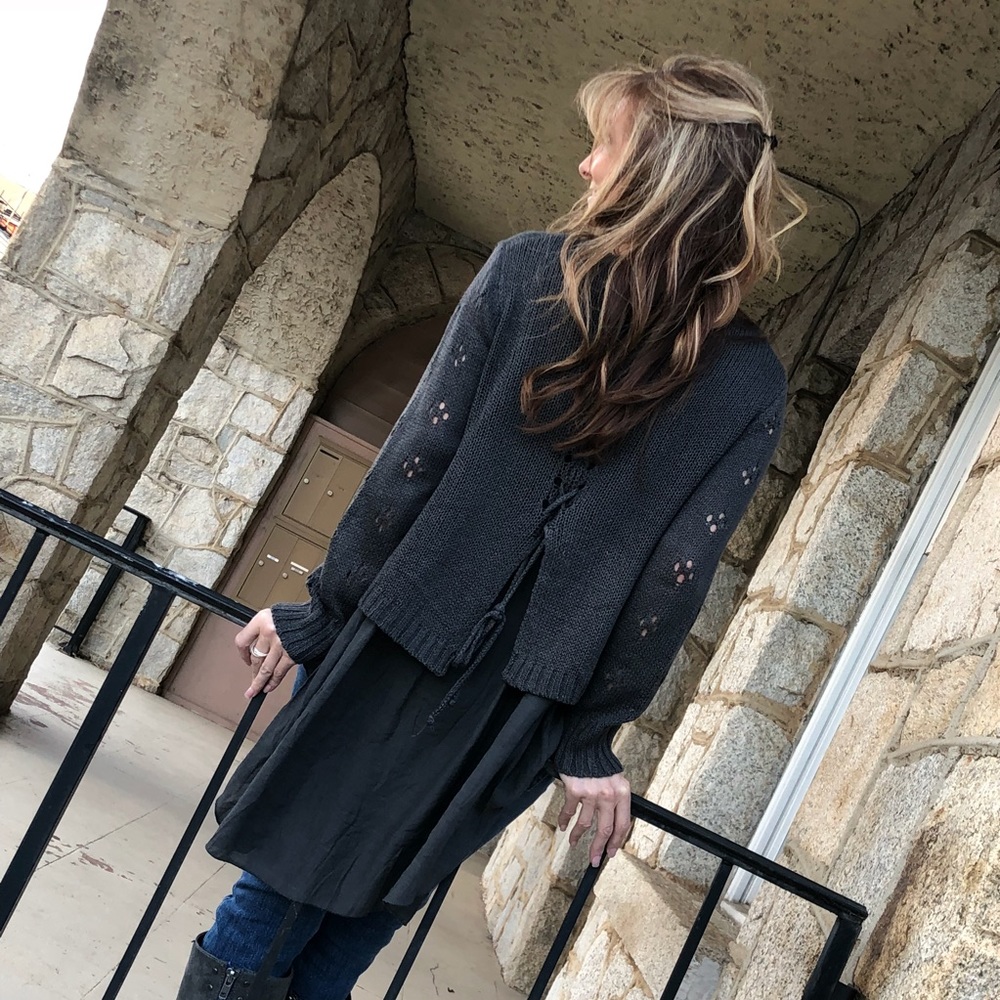 Charcoal Hi/Lo Boho Back Laced Sweater with Tunic - Picture 4 of 8